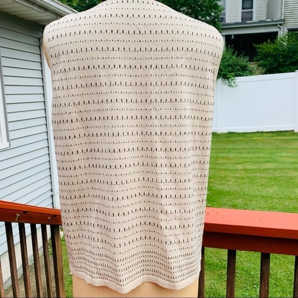 Stizzoli made in Italy sleeveless wool lace V-neck tank top 14 - Picture 3 of 9